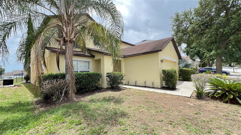 Photo of 216 Verdi Street, Davenport, FL 33896 (MLS # S5154188)
