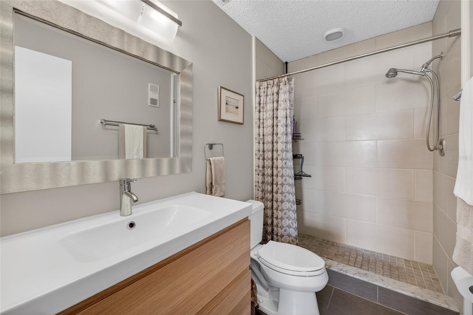 TERRACE PARK OF FIVE TOWNS - Residential