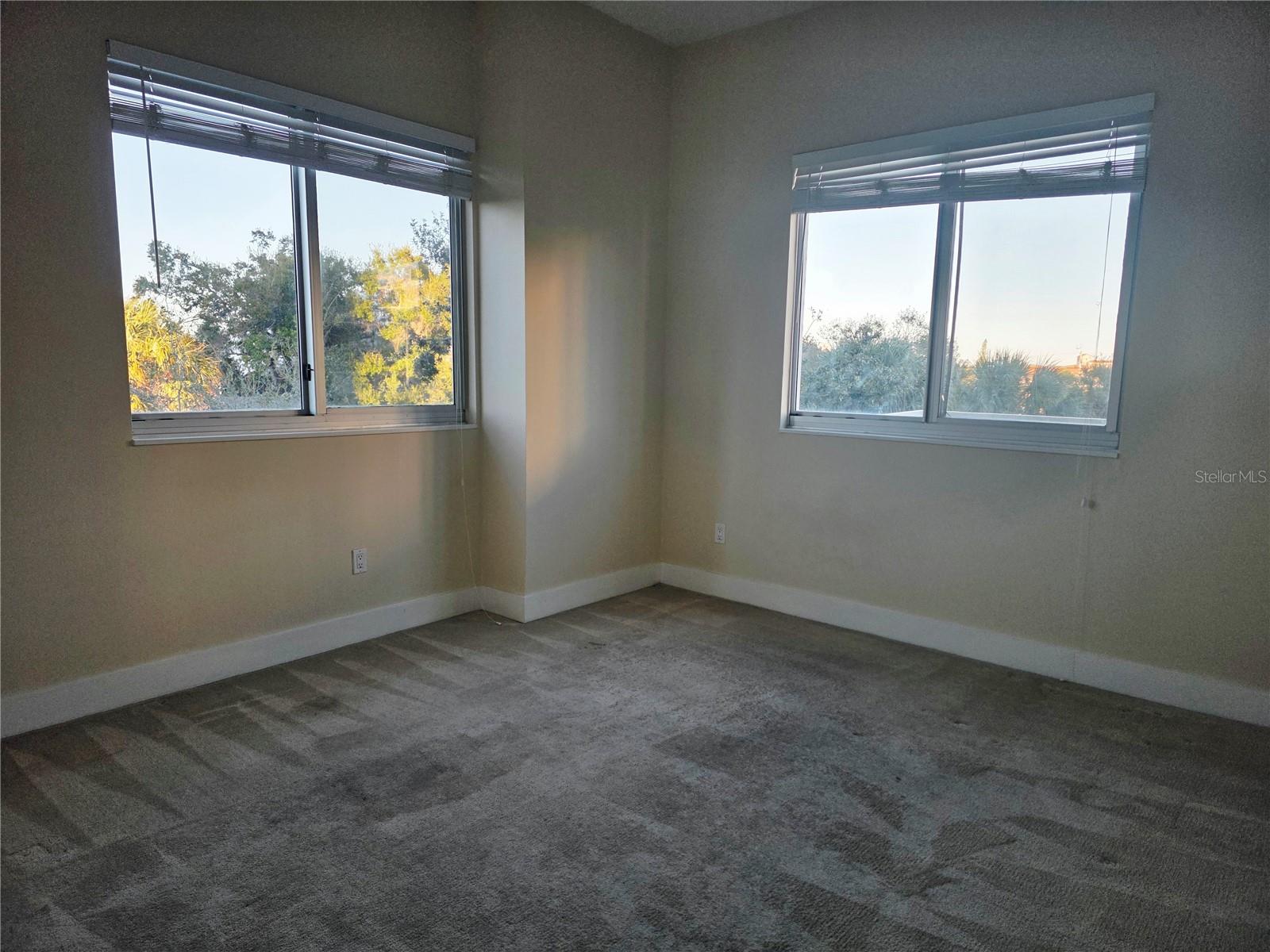 475 CONDO - Residential