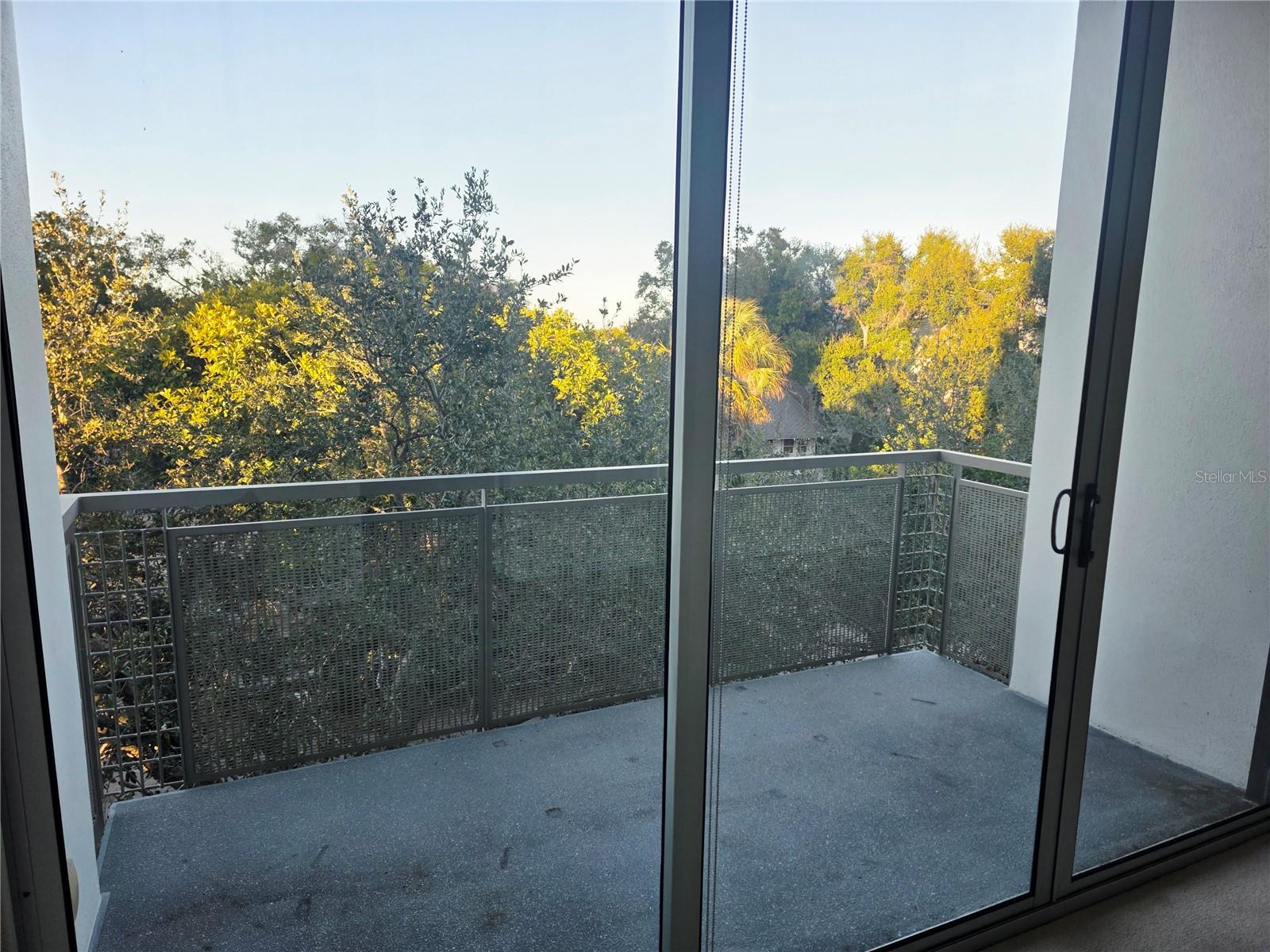 475 CONDO - Residential