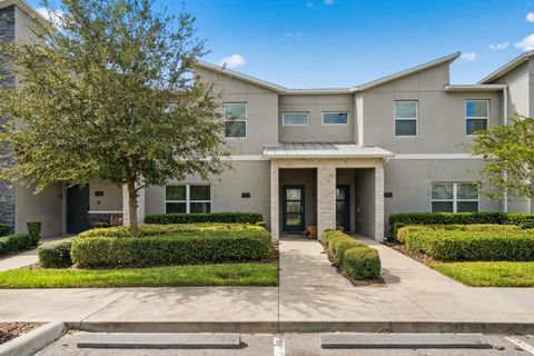 Photo of 900 Pebble Beach Drive, Davenport, FL 33896 (MLS # S5135371) Photo of 900 Pebble Beach Drive, Davenport, FL 33896 (MLS # S5135371)