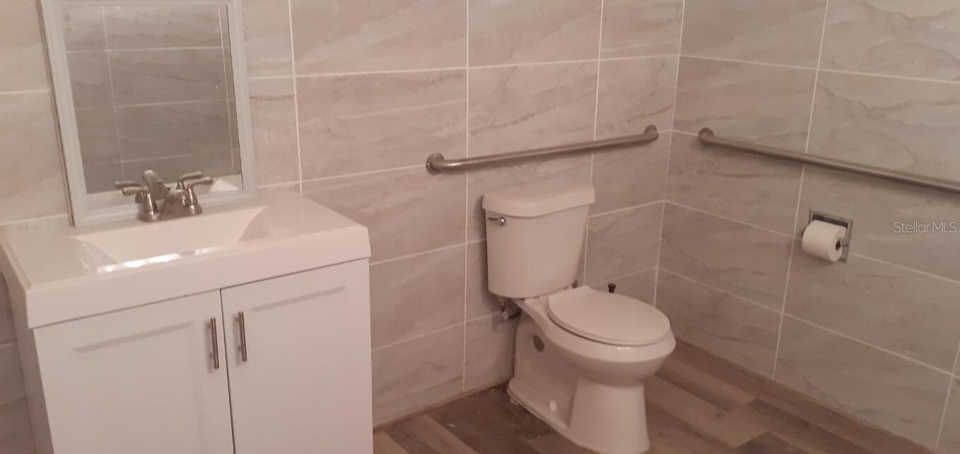 UNPLATTED - Commercial Lease