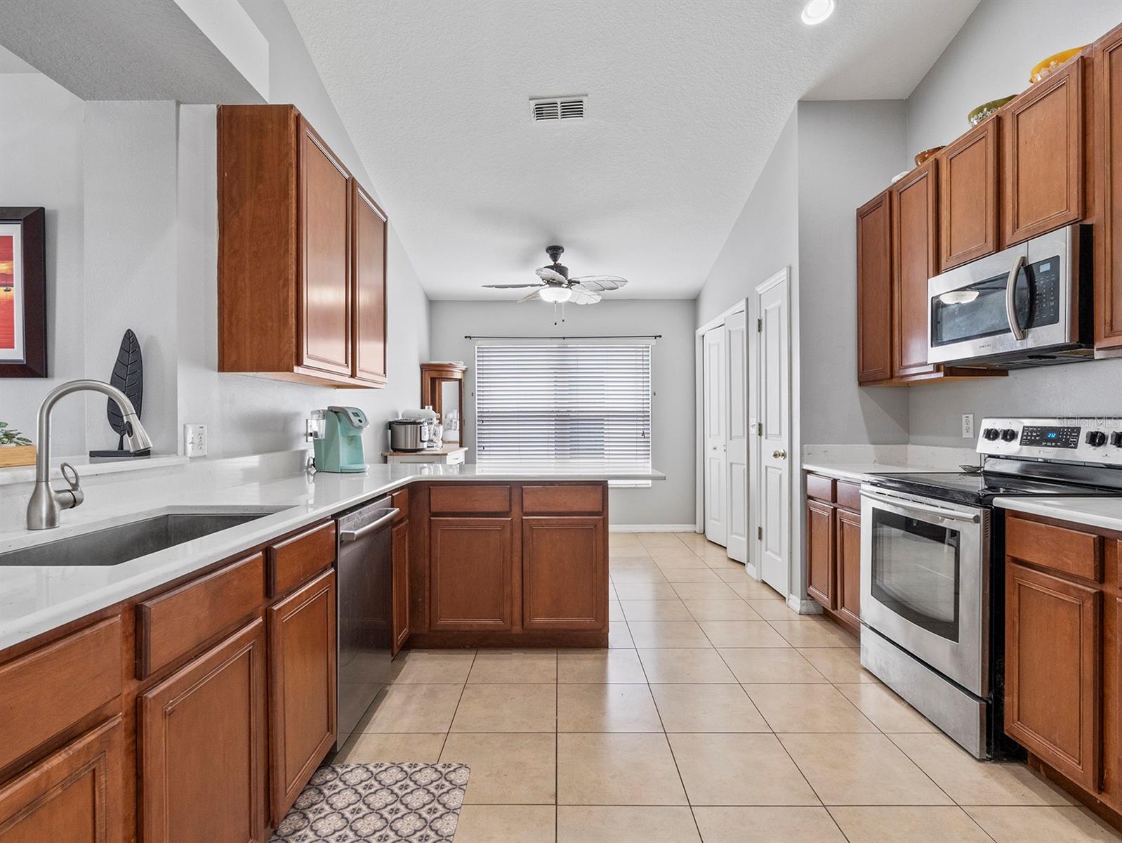 903 TRAMELLS TRAIL