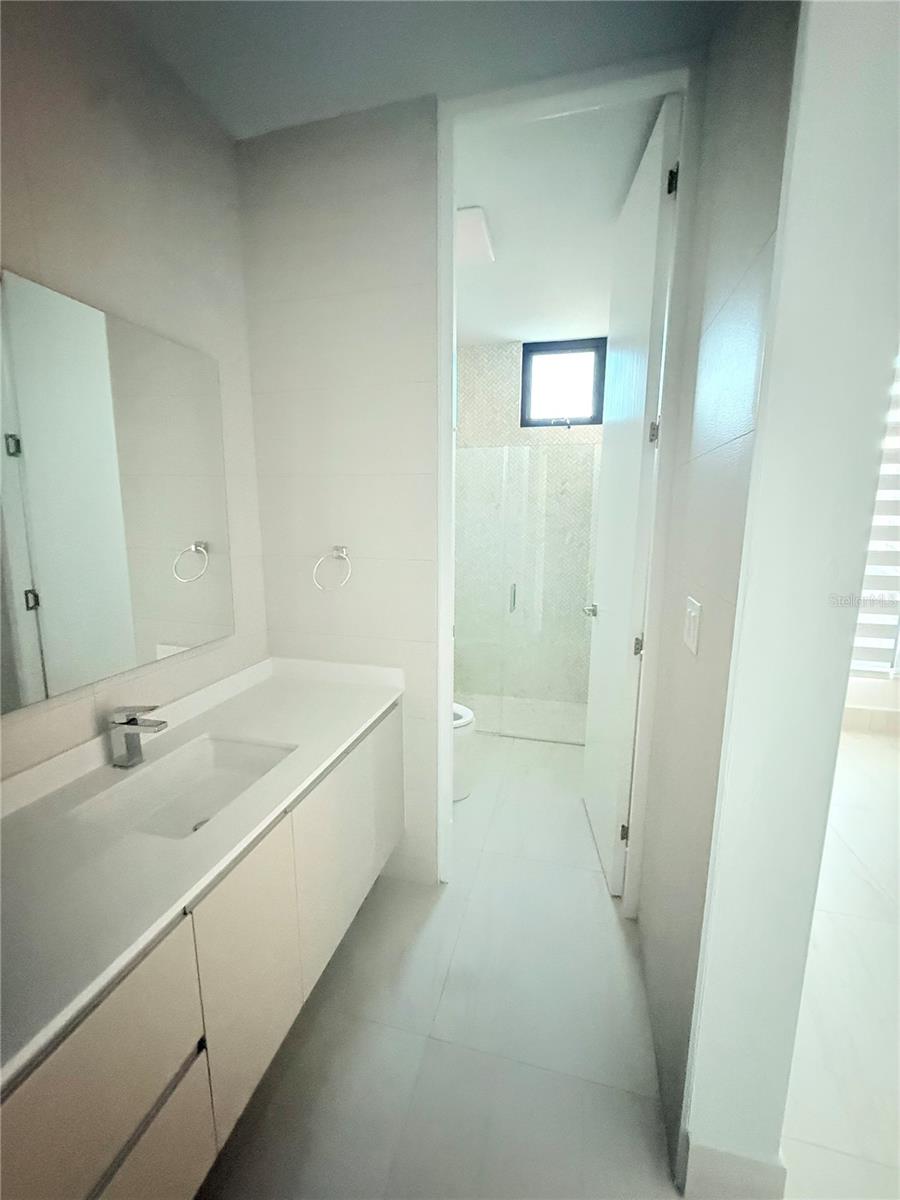URB RIVIERA PARKVIEW - Residential