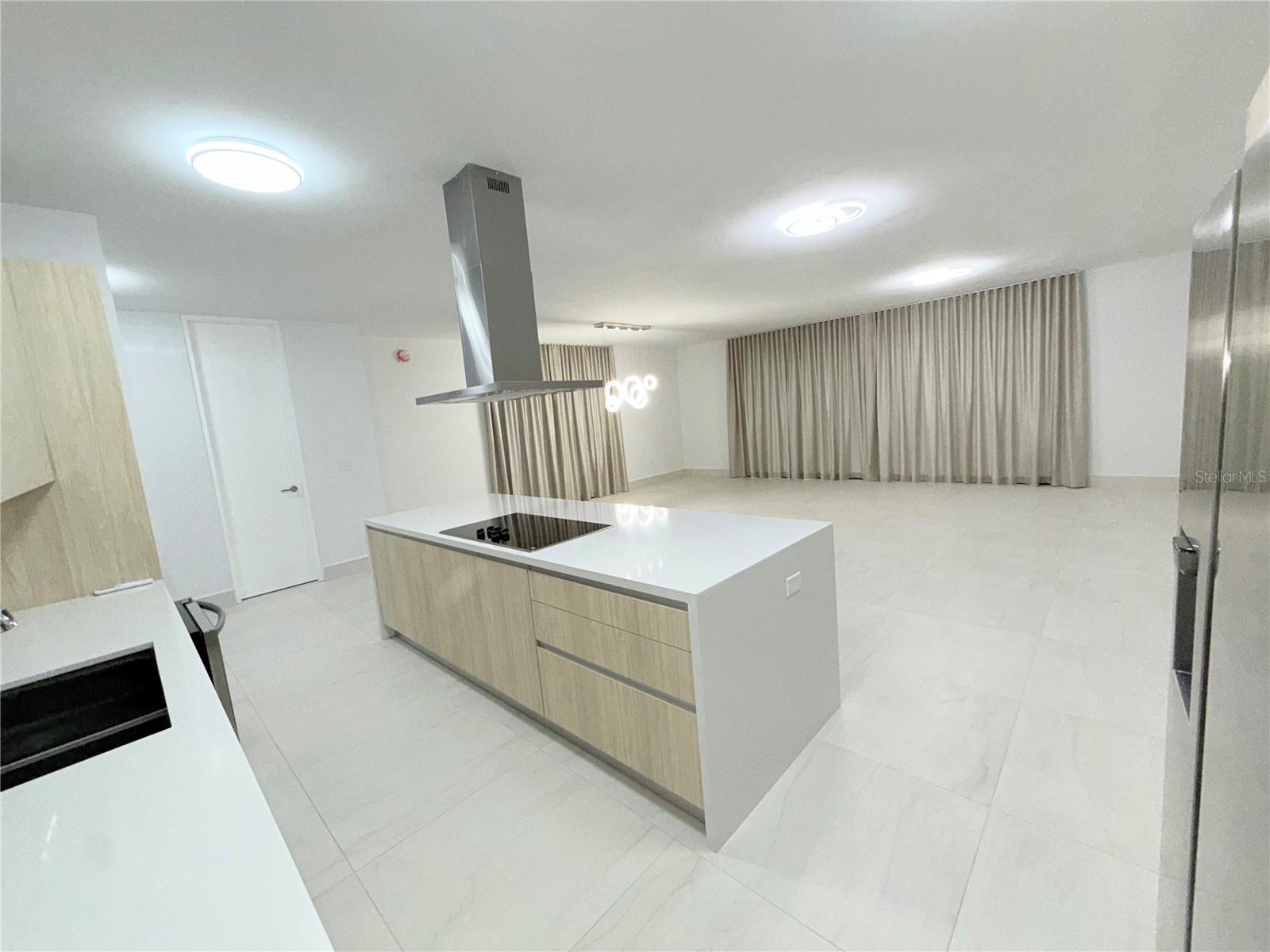 URB RIVIERA PARKVIEW - Residential