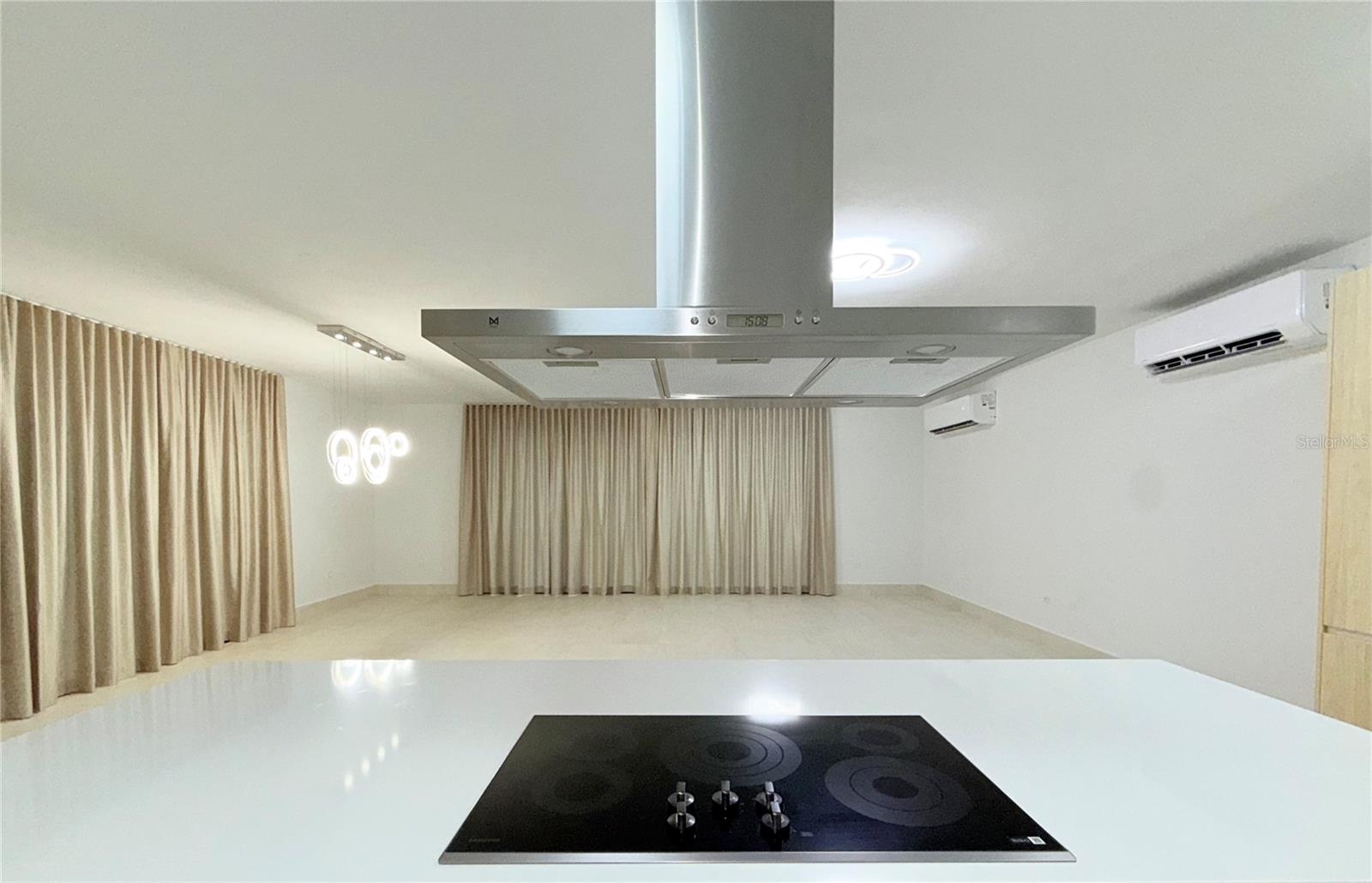 URB RIVIERA PARKVIEW - Residential