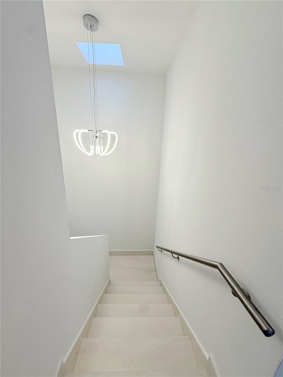 URB RIVIERA PARKVIEW - Residential