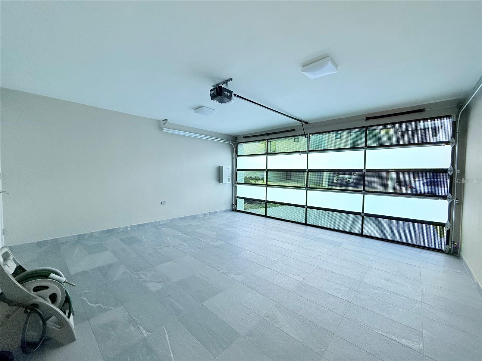 URB RIVIERA PARKVIEW - Residential