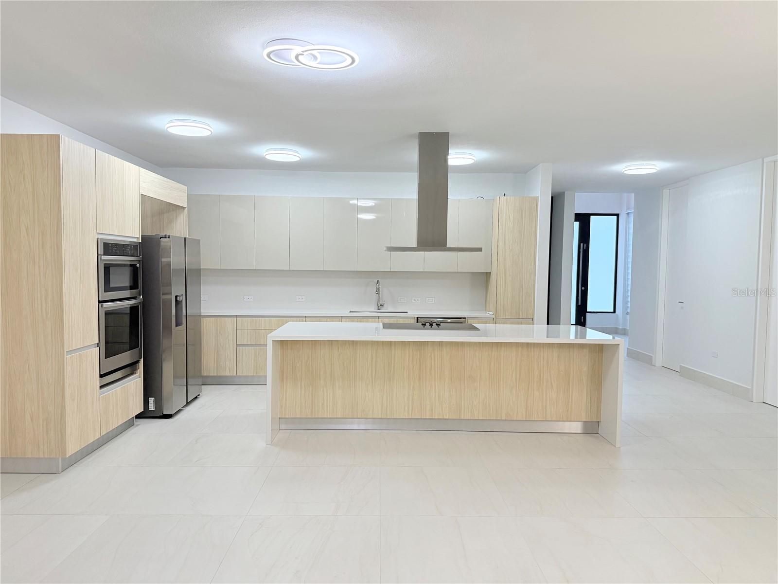 URB RIVIERA PARKVIEW - Residential