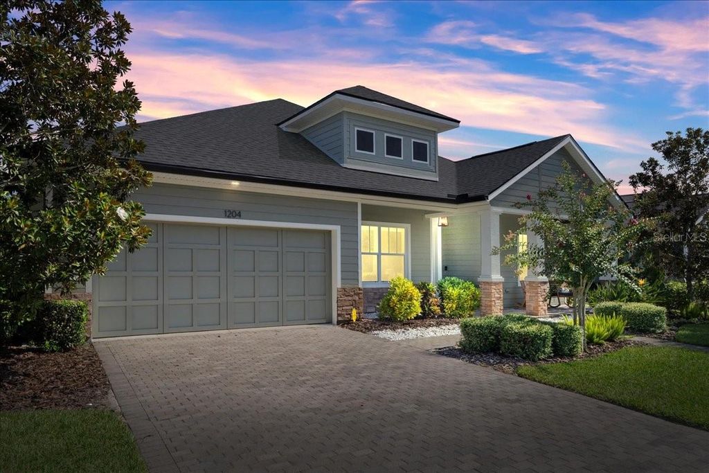 Photo of 1204 Draycott Street, Ormond Beach, FL 32174 (MLS # V4945232)
