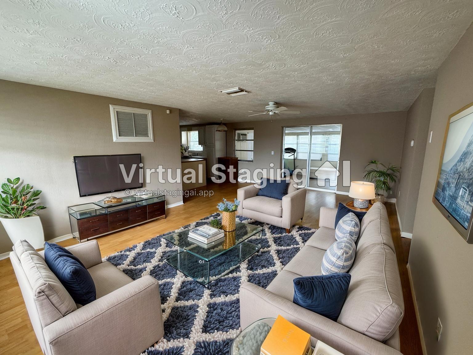 1542 DERRICK STREET