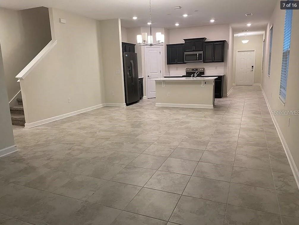 STOREY GROVE - Residential Lease