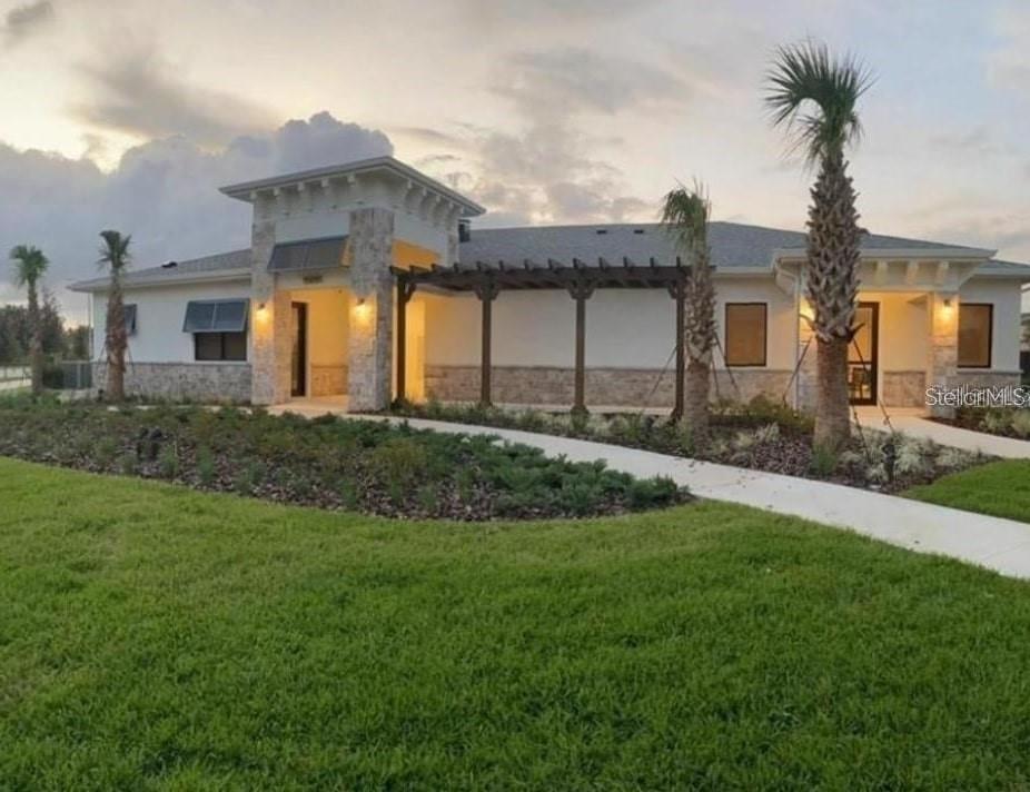 STOREY GROVE - Residential Lease