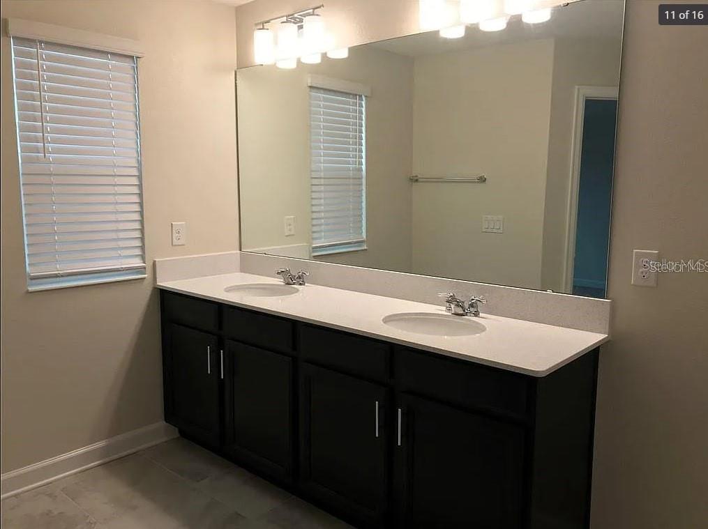 STOREY GROVE - Residential Lease