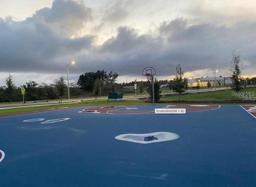 STOREY GROVE - Residential Lease