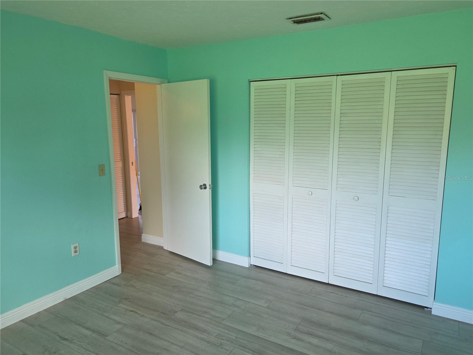 CAMBRIDGE VILLAGE - Residential