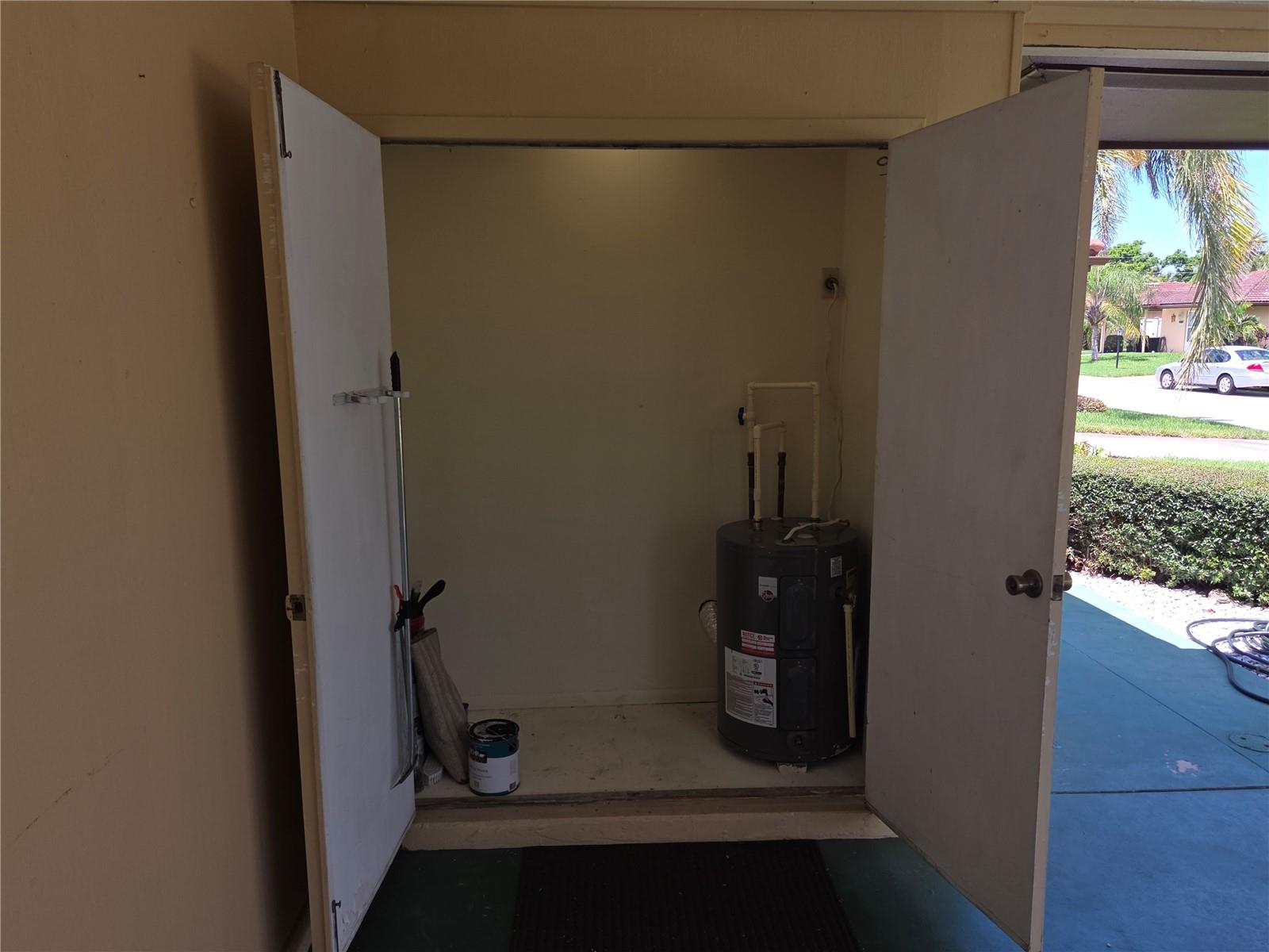 CAMBRIDGE VILLAGE - Residential