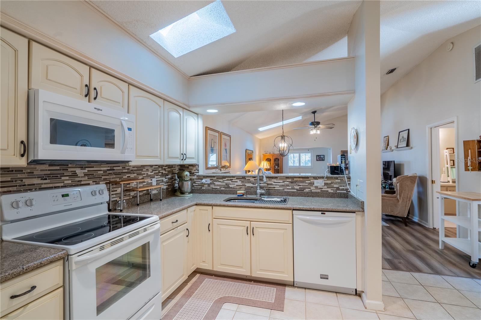 OCALA PALMS UN 01 - Residential