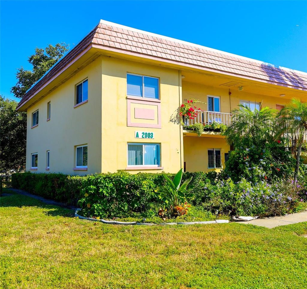 Photo of 2003 Greenbriar Boulevard #1, Clearwater, FL 33763 (MLS # TB8440099)