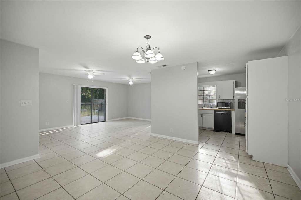 Photo of 2351 NE 40th Street, Ocala, FL 34479 (MLS # OM728004)