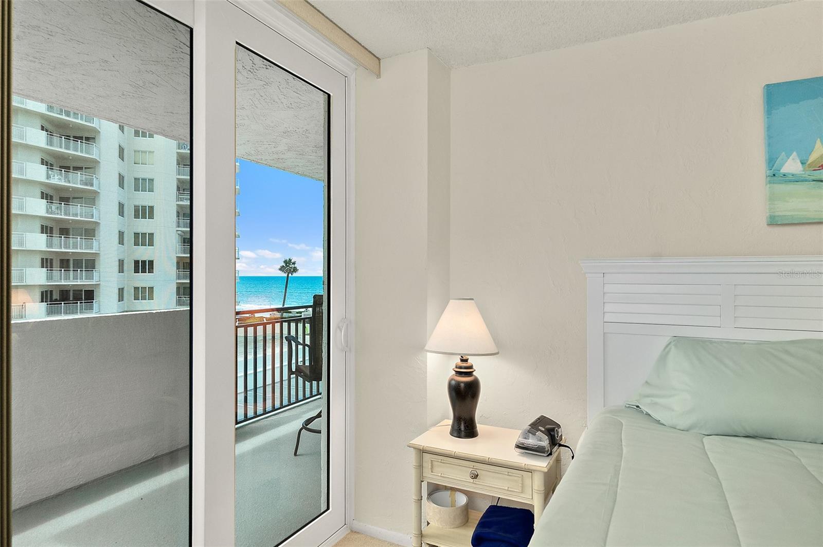 OCEAN 05 CONDO - Residential