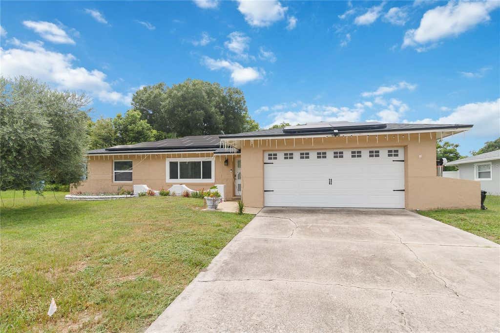 Photo of 5316 Halyard Court, Winter Park, FL 32792 (MLS # O6430626)