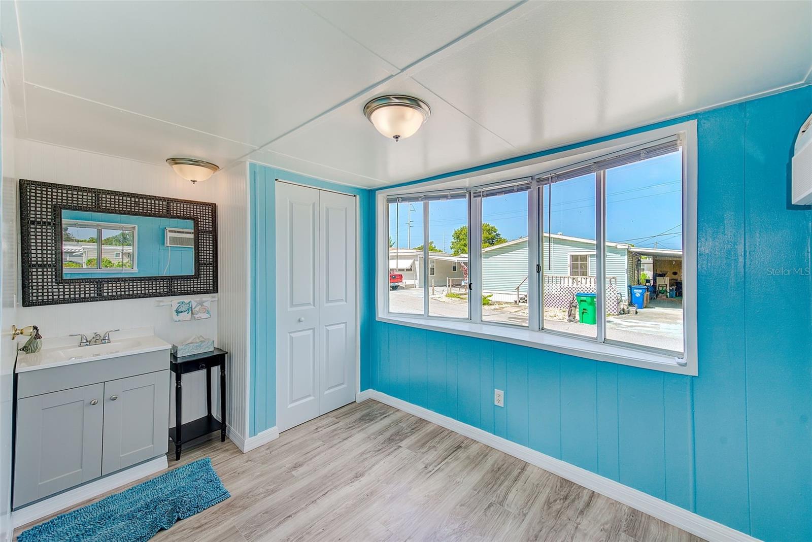 HOLIDAY VILLAGE CO-OP M/H UNREC - Residential