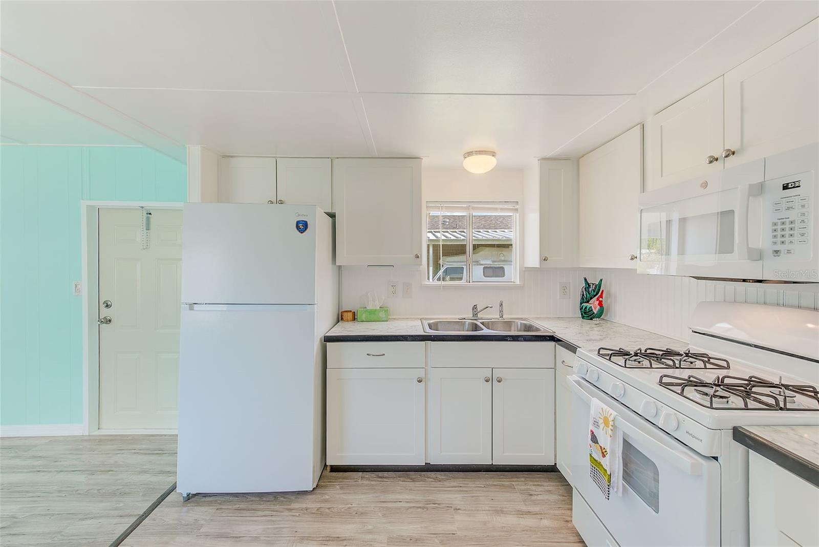 HOLIDAY VILLAGE CO-OP M/H UNREC - Residential