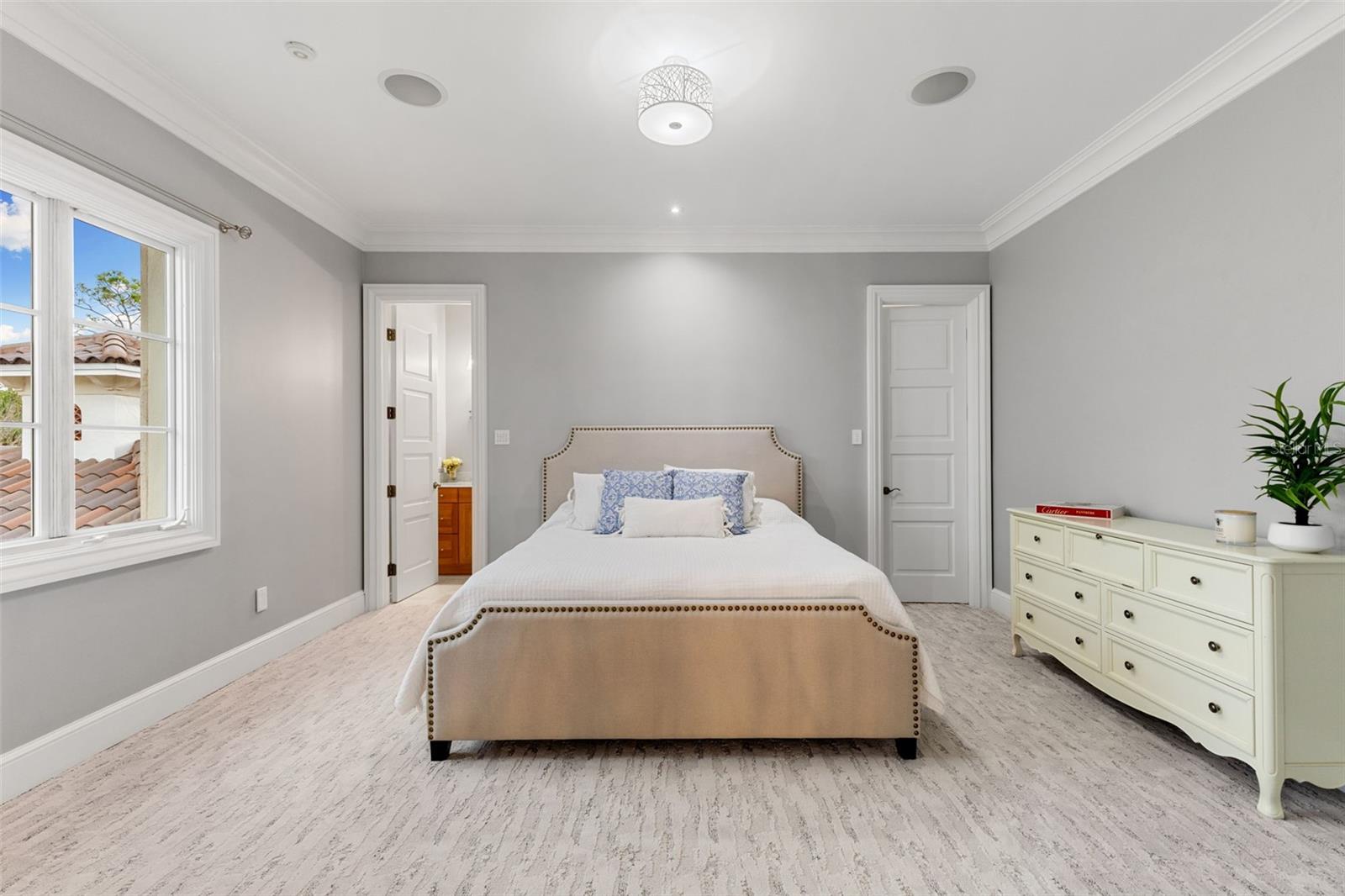 PRETTY LAKE ESTATES - Residential