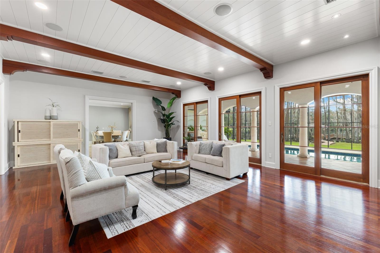 PRETTY LAKE ESTATES - Residential