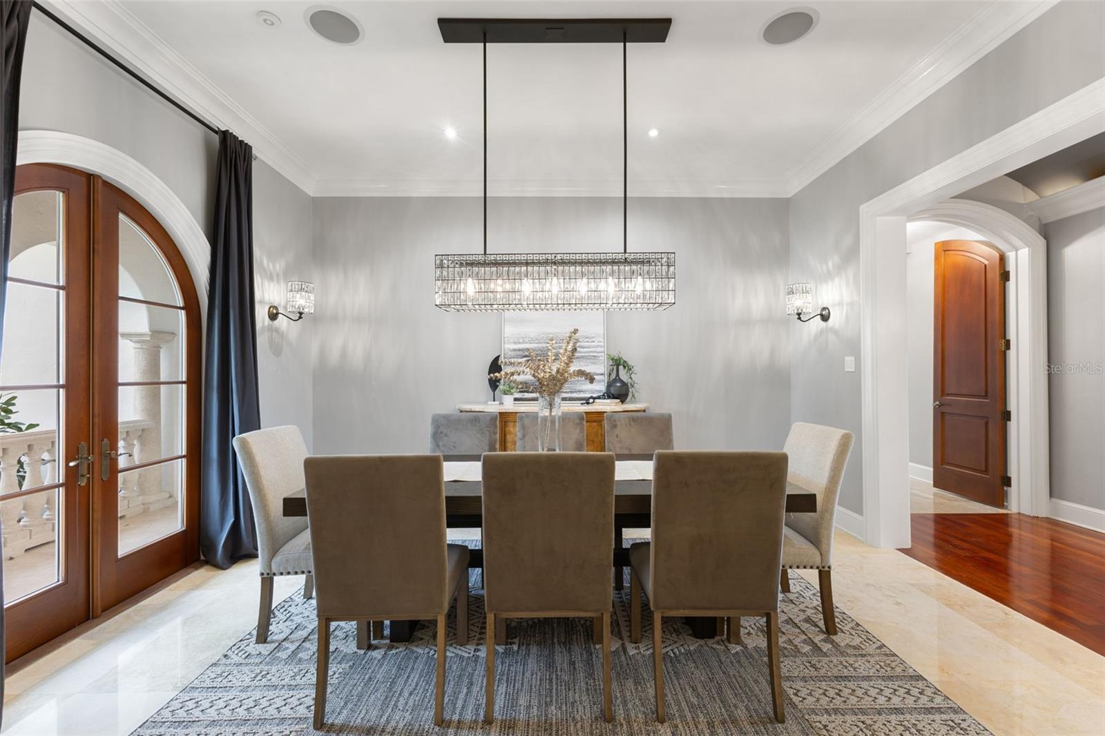 PRETTY LAKE ESTATES - Residential