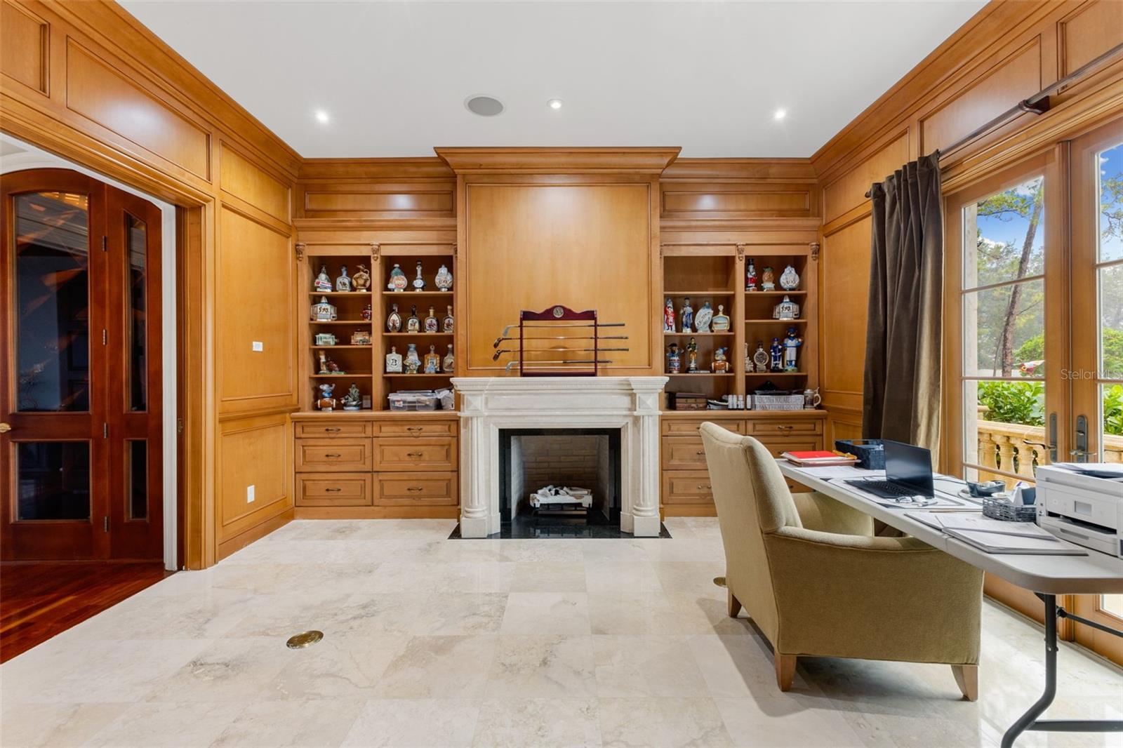 PRETTY LAKE ESTATES - Residential