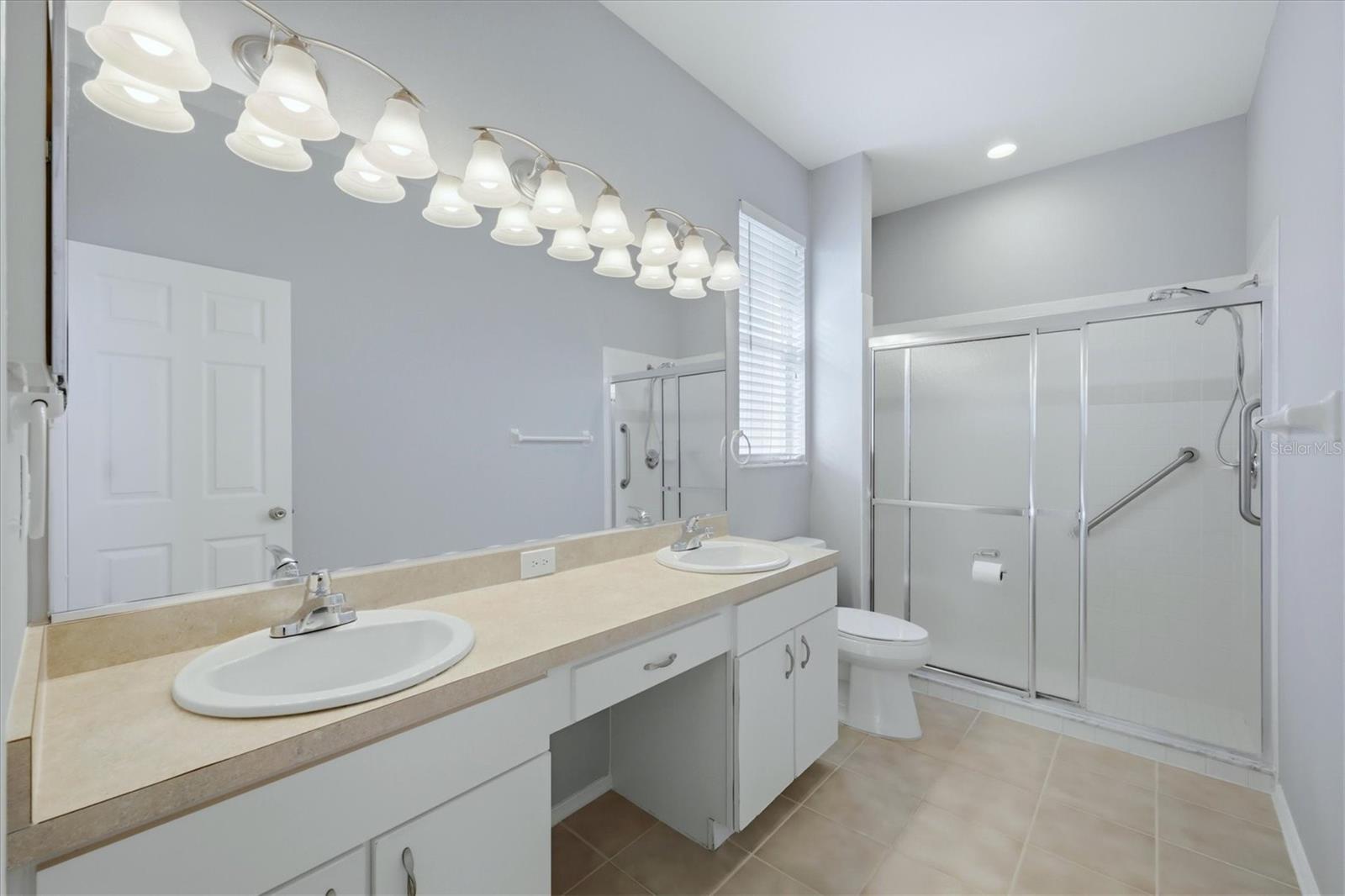 GLENN LAKES PH 1B - Residential