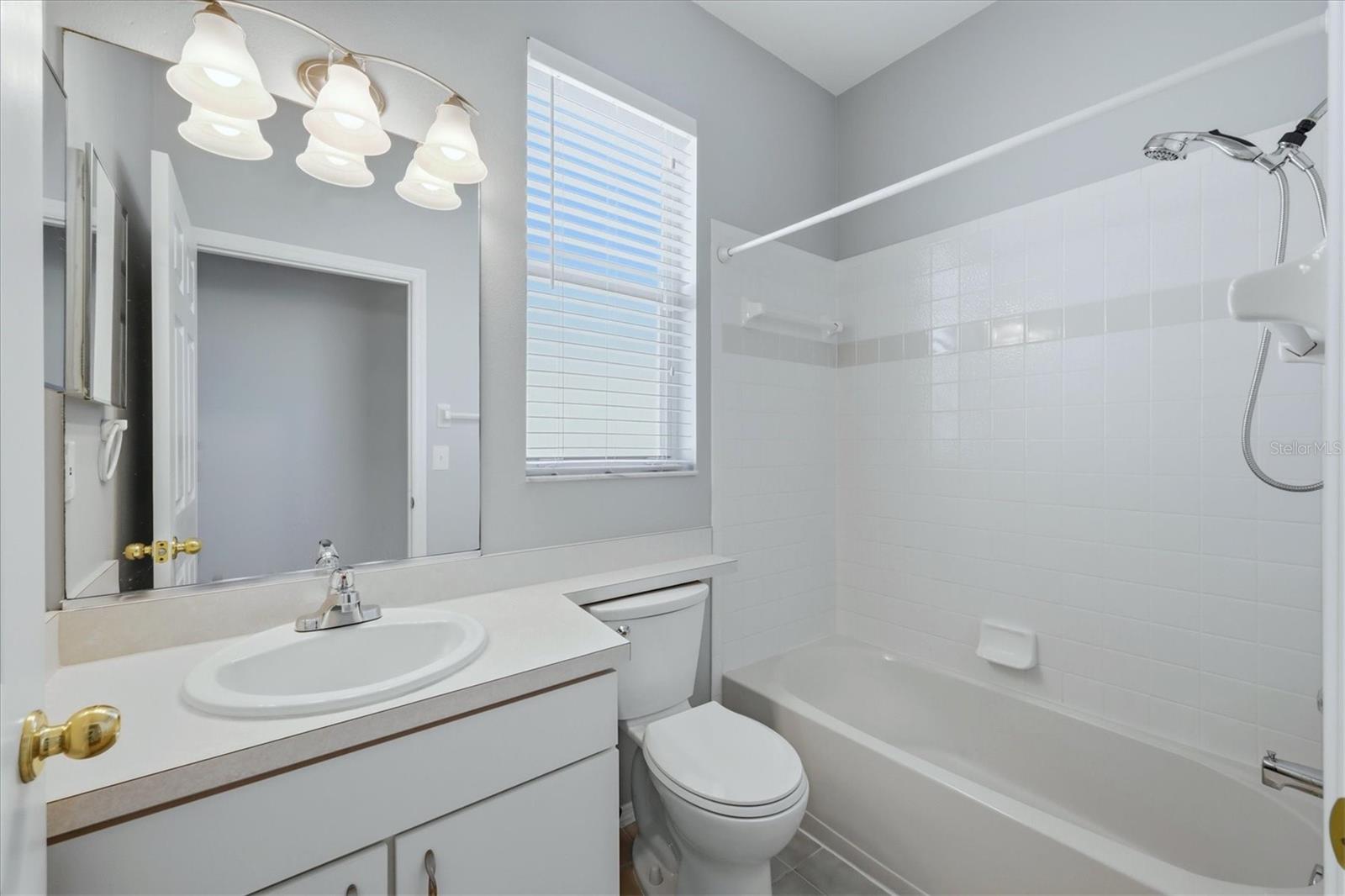 GLENN LAKES PH 1B - Residential