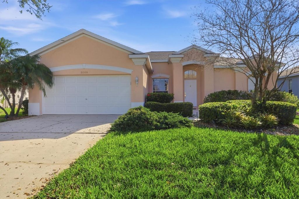 Photo of 5009 46th Street W, Bradenton, FL 34210 (MLS # A4682553)