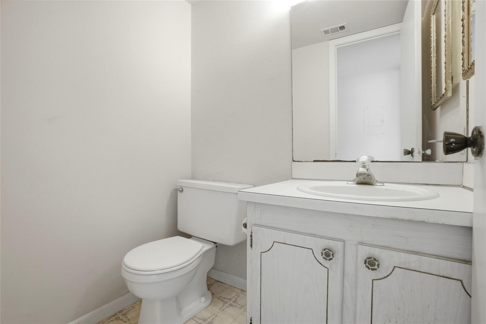 HARBOUR TOWNE CONDO - Residential
