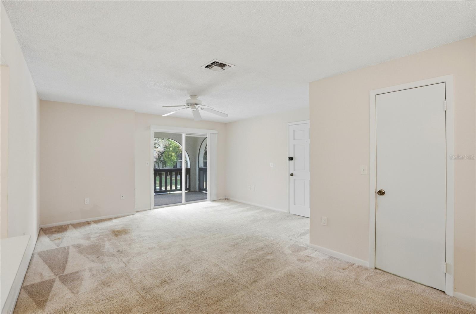 HARBOUR TOWNE CONDO - Residential