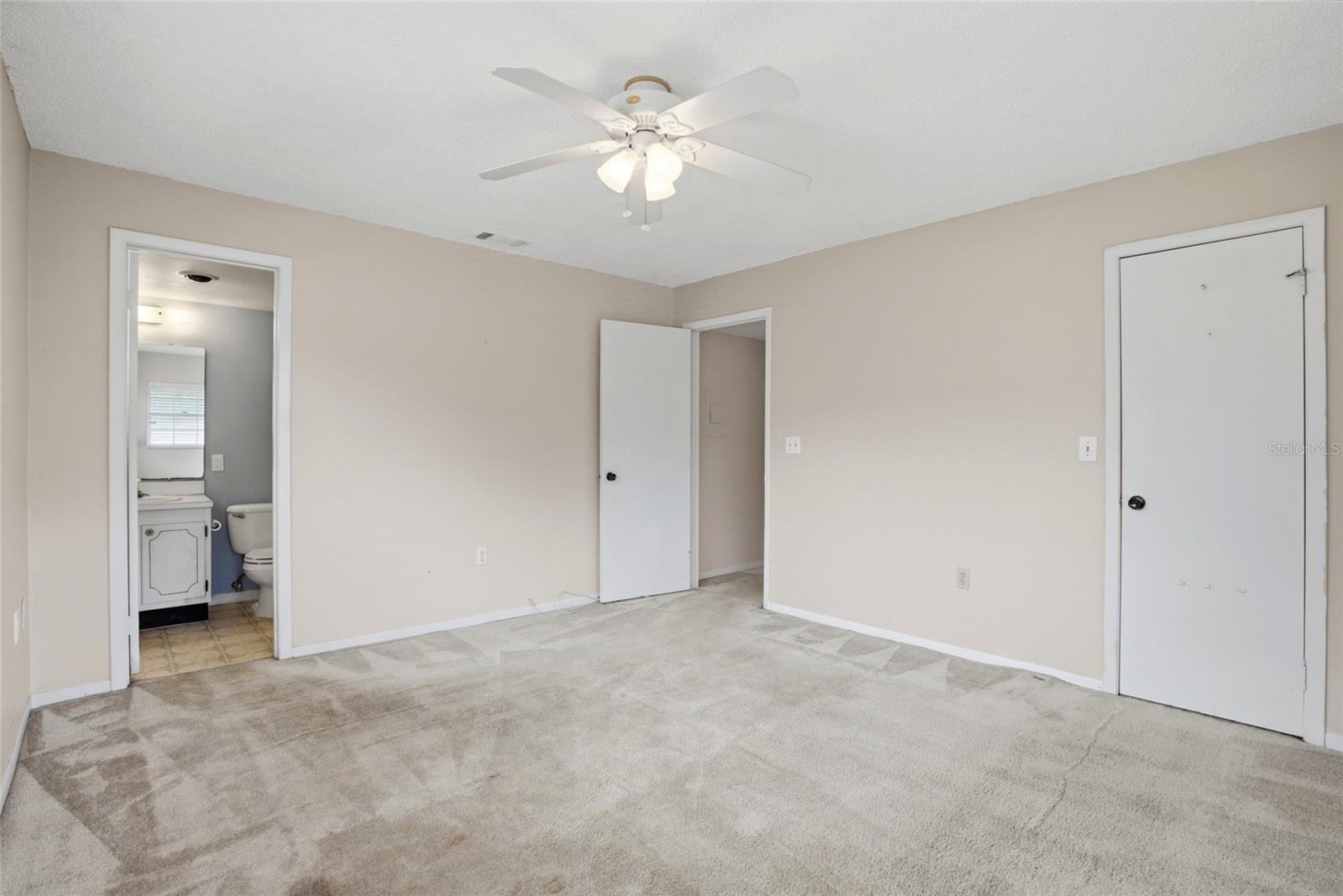 HARBOUR TOWNE CONDO - Residential