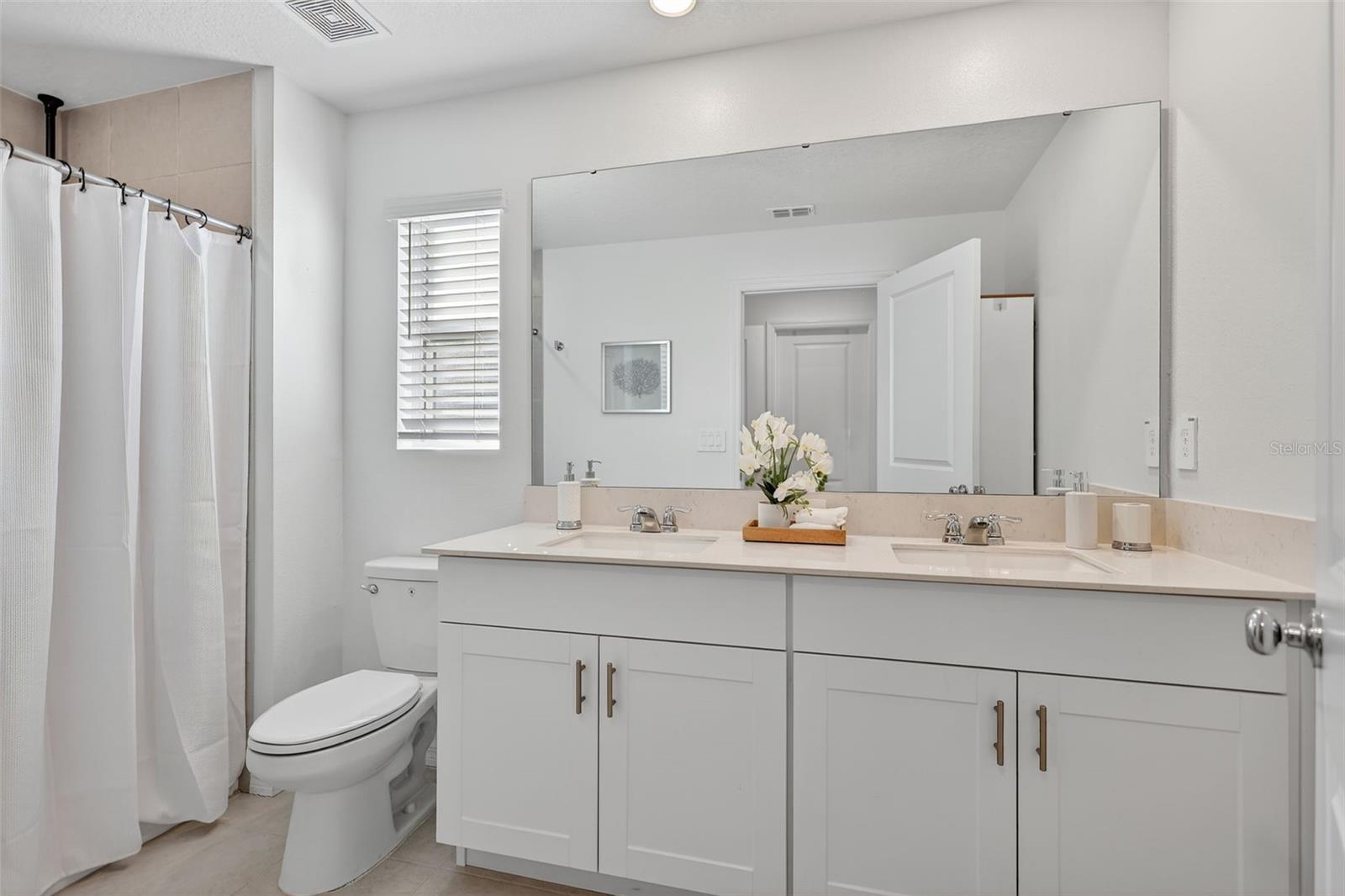 SOUTH SHORE POINTE - Residential