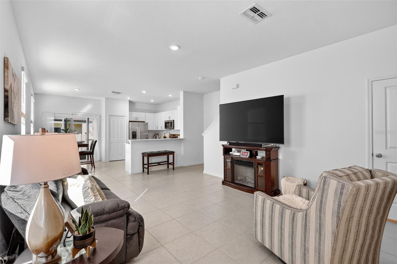 SOUTH SHORE POINTE - Residential