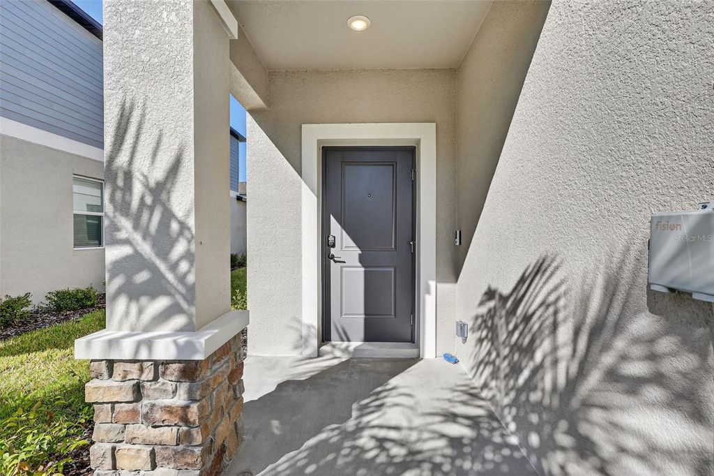 Photo of 2632 Sunray Venus Way, Ruskin, FL 33570 (MLS # A4671119)