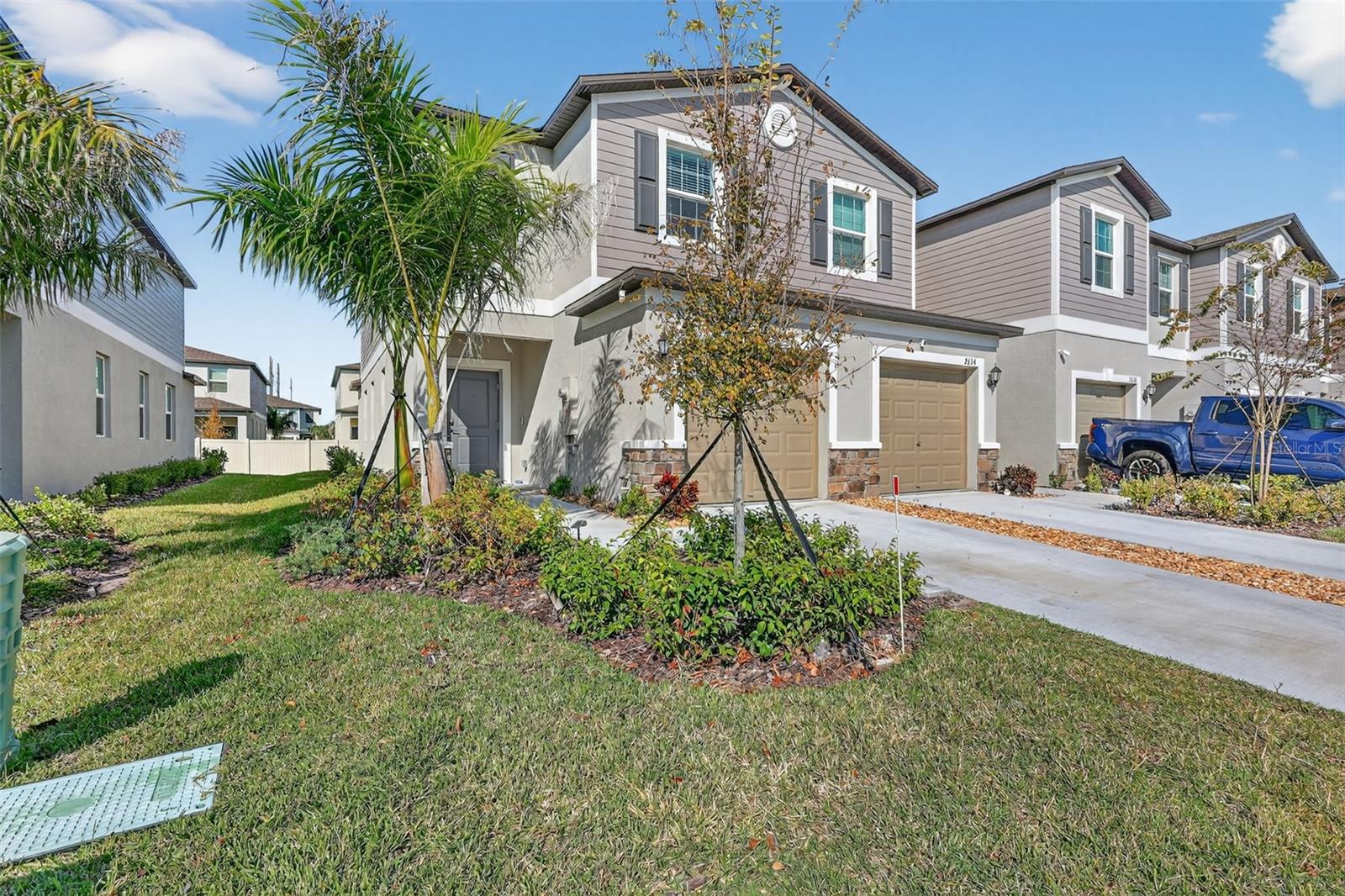 SOUTH SHORE POINTE - Residential