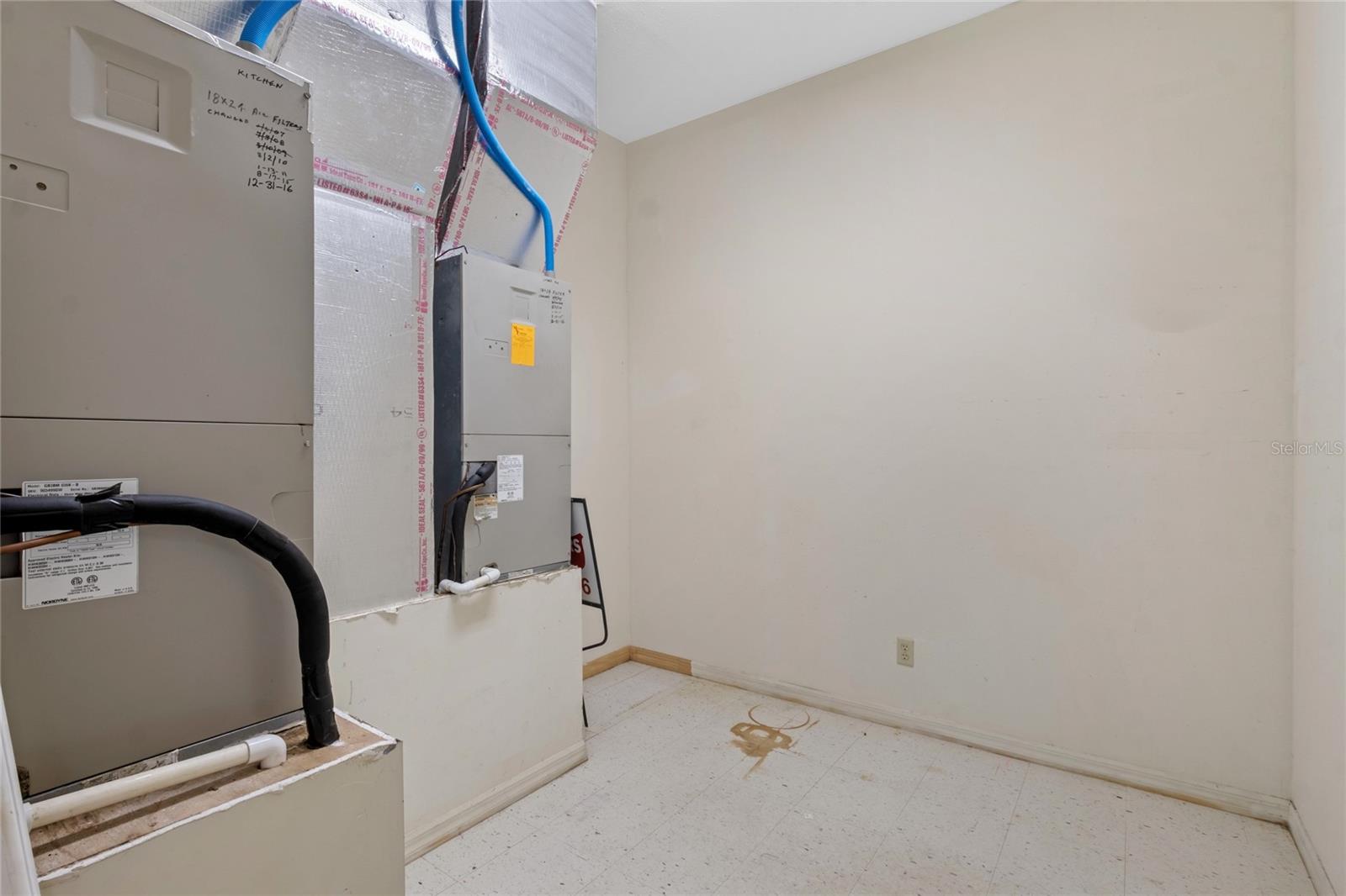 HILLSDALE - Residential