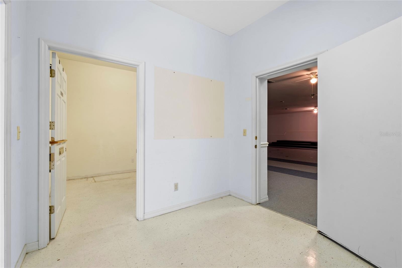 HILLSDALE - Residential