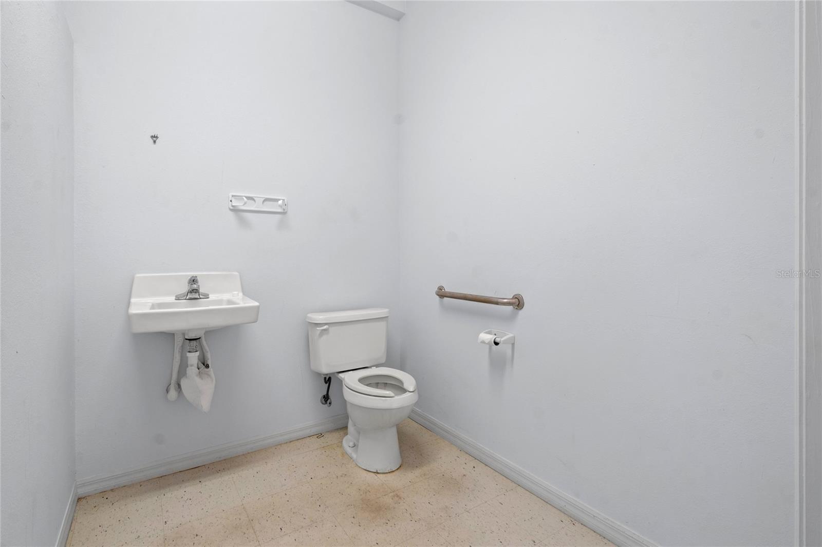 HILLSDALE - Residential