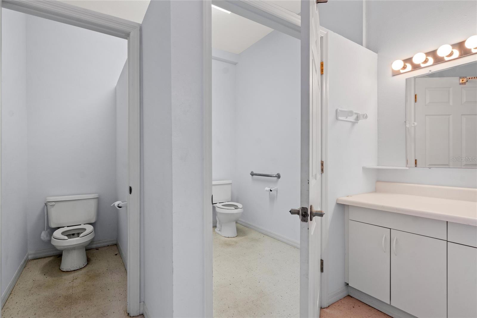 HILLSDALE - Residential