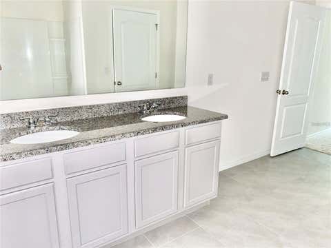 Tiny photo for 2637 Rowan Street, Tavares, FL 32778 (MLS # O6303301)