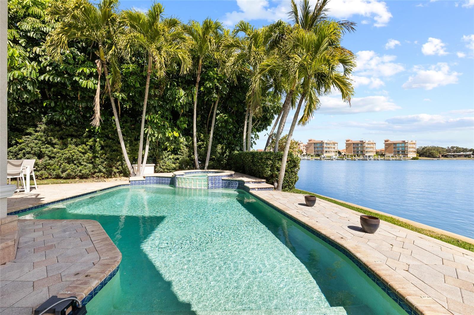 BAYWAY ISLES - Residential