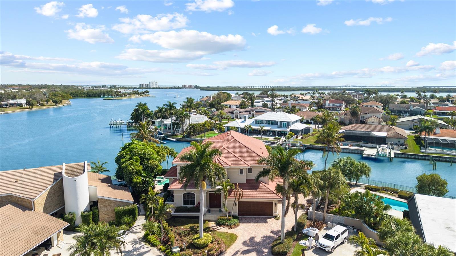 BAYWAY ISLES - Residential