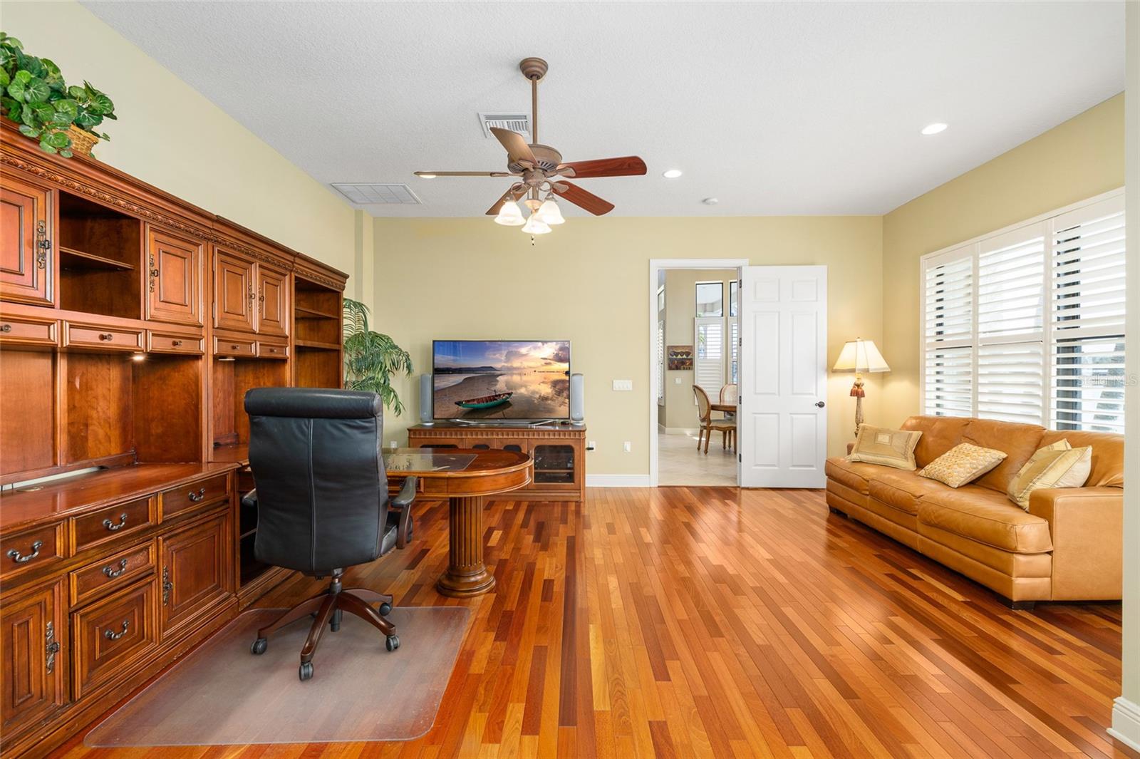 BAYWAY ISLES - Residential